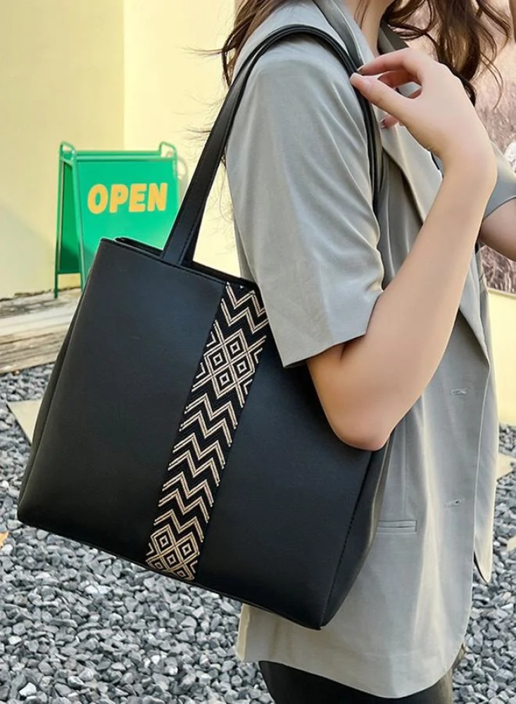حقيبة توت بطبعة أزتيك